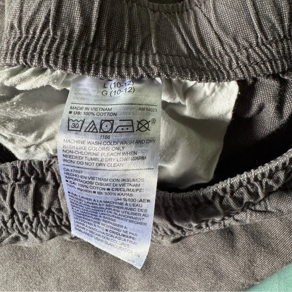 Old Navy Boys‎ Charcoal Flat Front Shorts Size Large 10/12